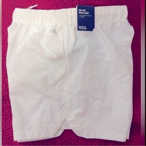 NWT Retail $30, DSG Women's High-Rise Woven Athletic White Shorts with pockets